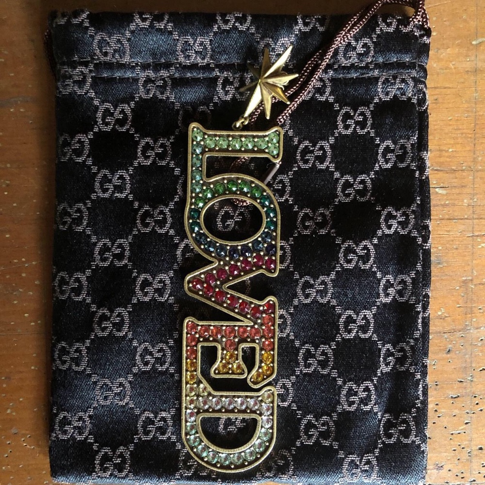 Genuine GUCCI Loved earring